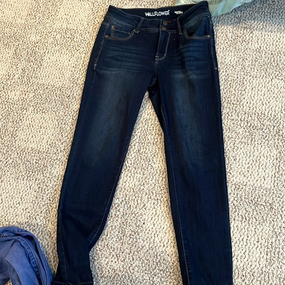 Wallflower women’s jeans